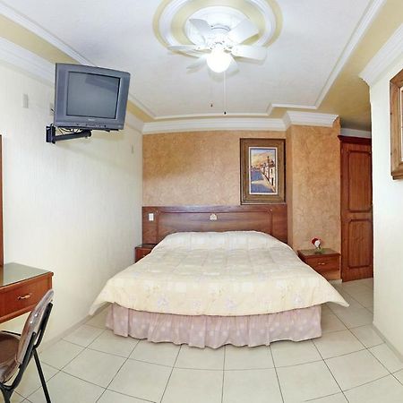 Hotel Rincon Tarasco Морелия Экстерьер фото